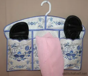 Blue Onion Hanger Cover and Closet Organizer