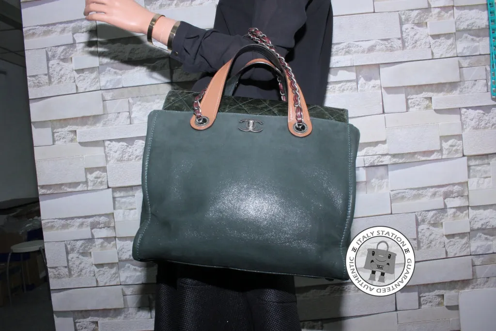 Chanel A39045 CC Double Handle Green Calfskin PM Tote Bag Shw