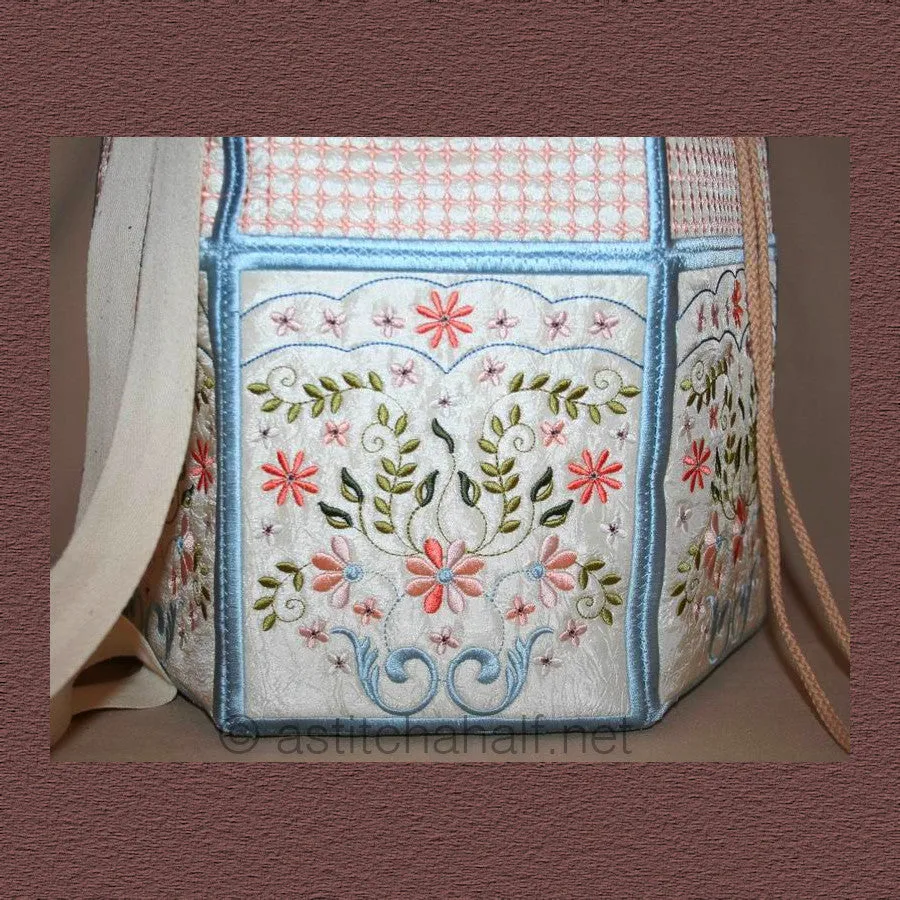 Signature Back Pack