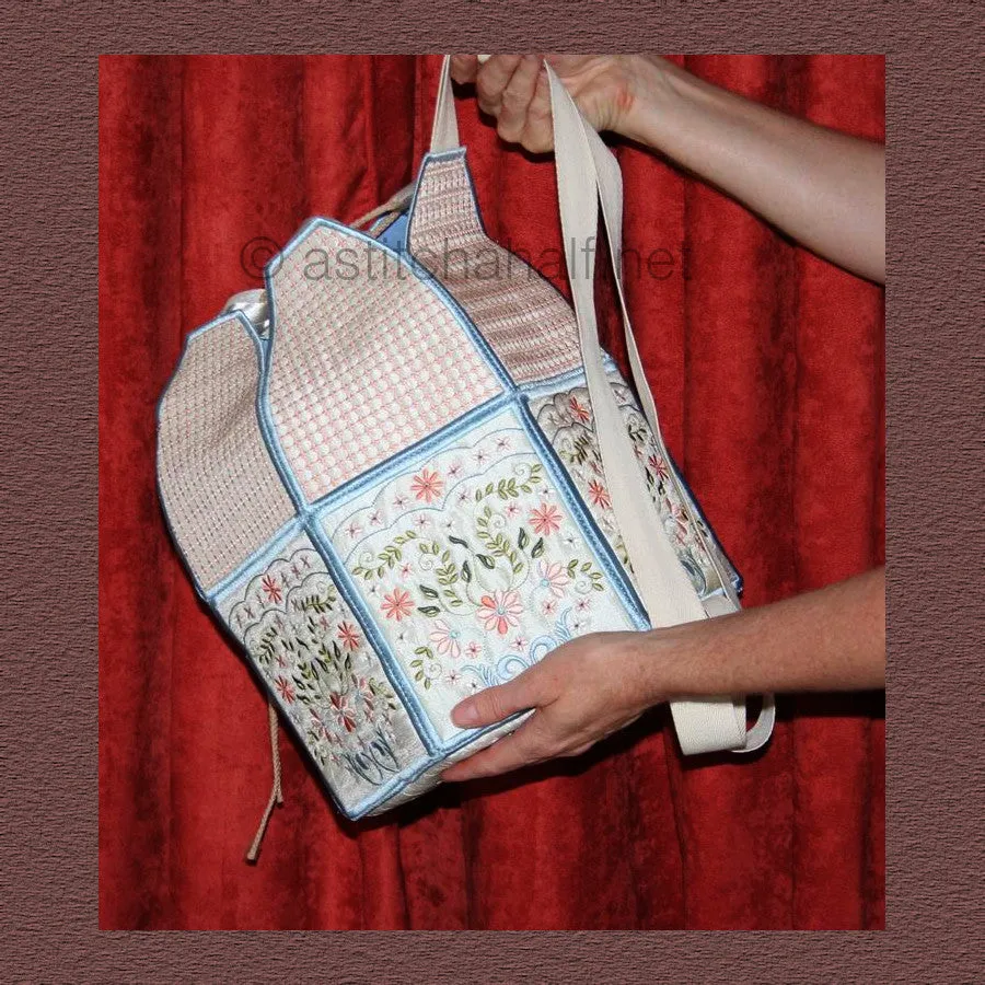 Signature Back Pack