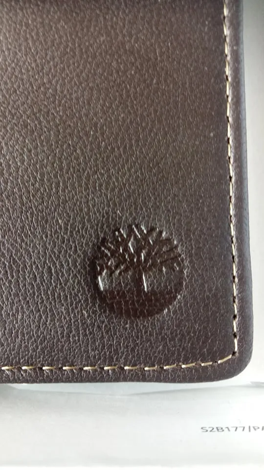 Timberland Men’s Genuine Leather Passcase Wallet